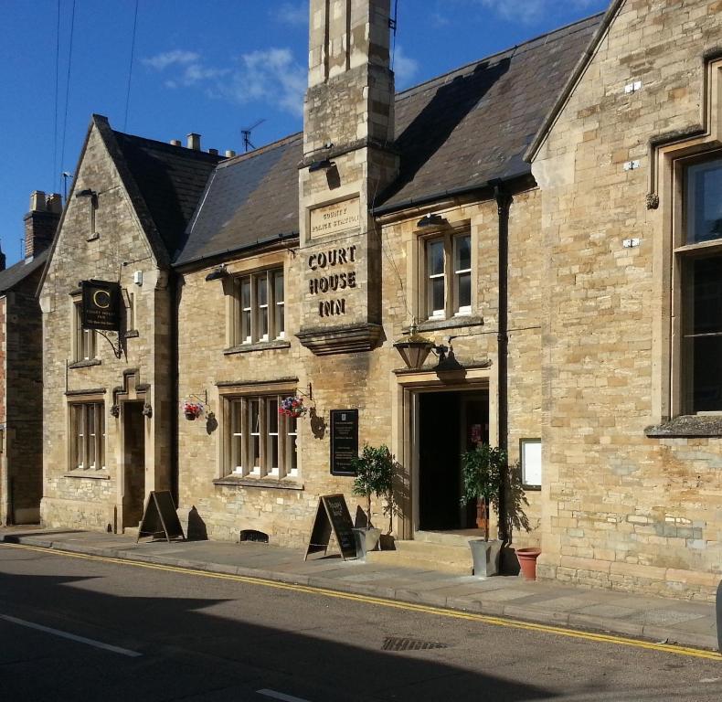 The Court House Inn Thrapston  Exterior photo